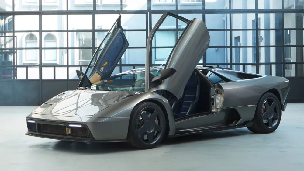 The Lamborghini Diablo Restomod by Eccentrica: A Fusion of Legacy and Innovation