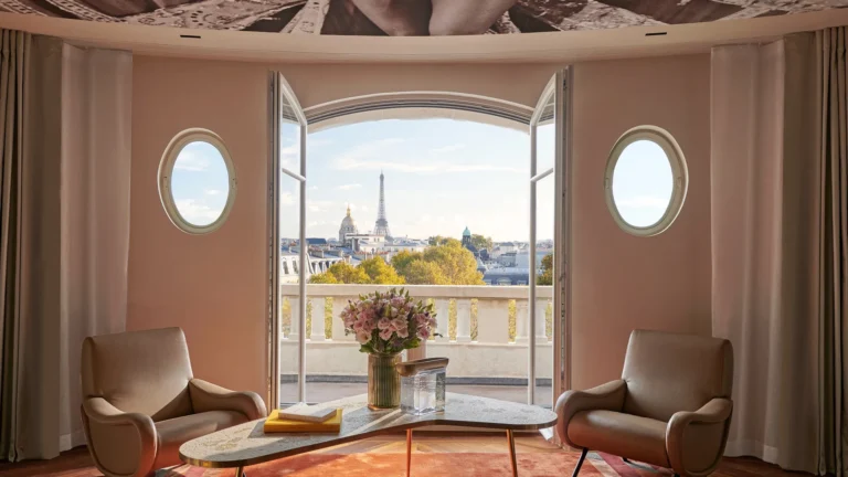 Unveiling Paris: The Ultimate Guide to Hotels with Breathtaking Views