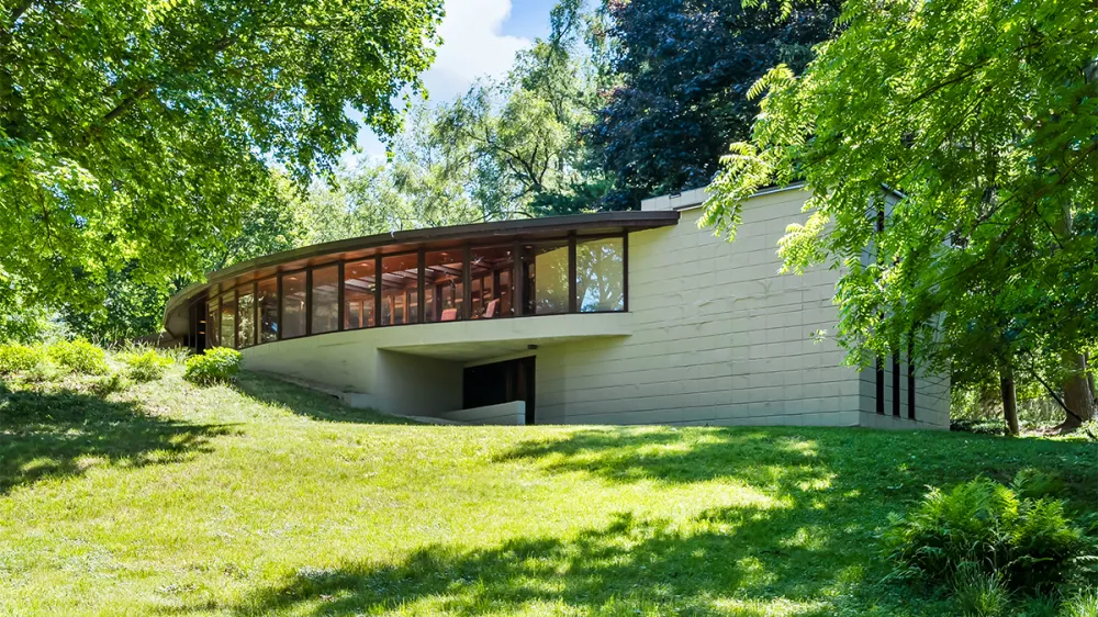 Discover the Architectural Gem: The Frank Lloyd Wright Winn House in Kalamazoo