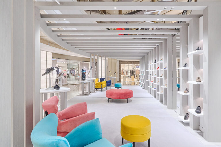 Manolo Blahnik’s DTC Shift: A Blueprint for Resilient Luxury Retail in the Omnichannel Era